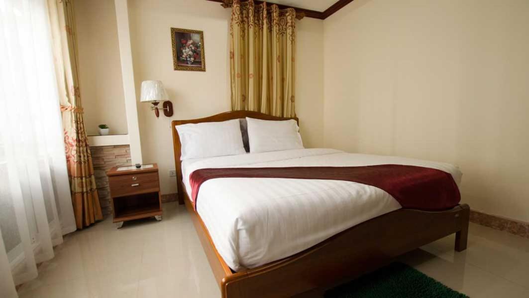Bluebird Inn Паттая Екстер'єр фото