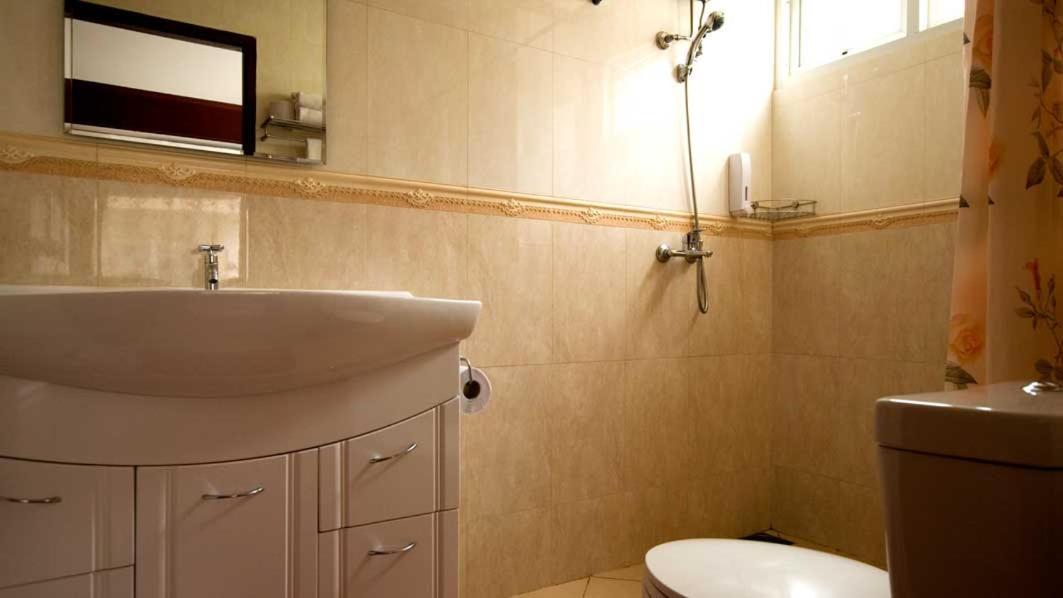 Bluebird Inn Паттая Екстер'єр фото