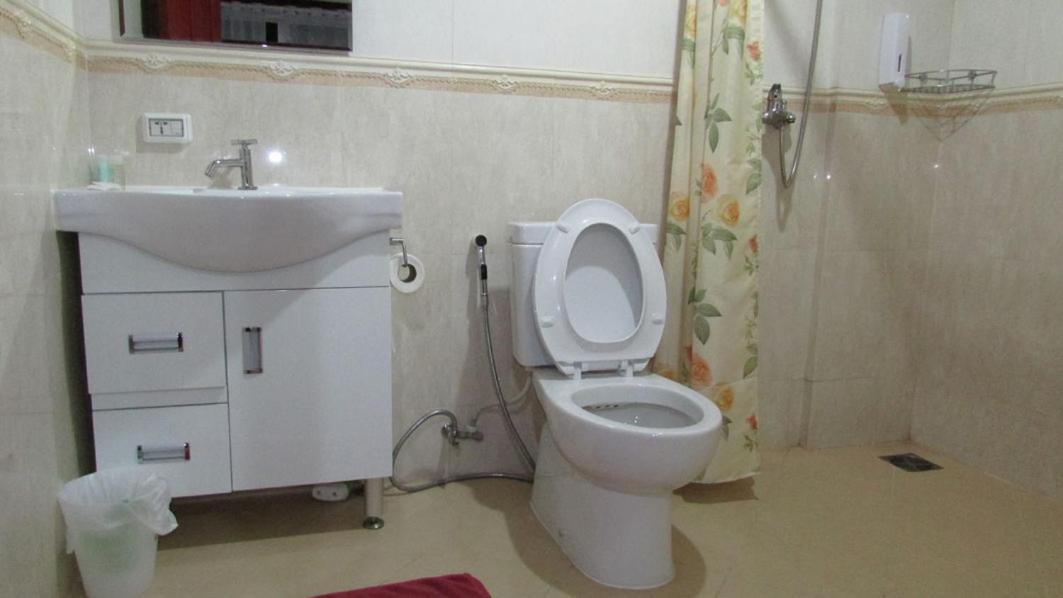Bluebird Inn Паттая Екстер'єр фото